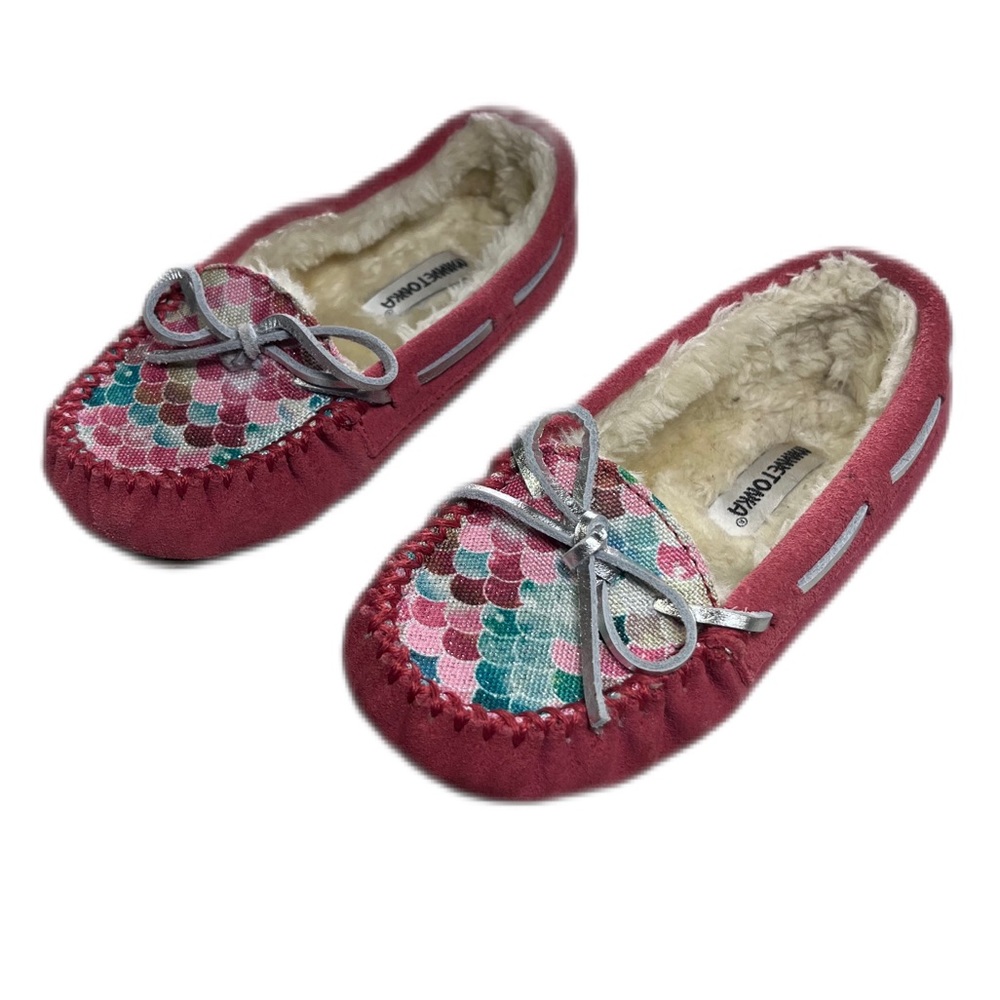 Minnetonka Cassie Moccasin Mermaid Slipper